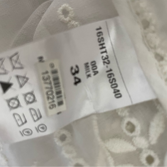 Chloe Cream Off-Shoulder Lace Blouse - Picture 4 of 5